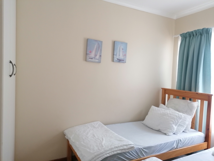 To Let 3 Bedroom Property for Rent in Marina Martinique Eastern Cape